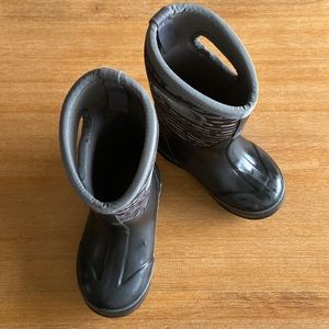 Bogs boys classic stripe boots